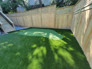 Synthetic Turf with Putting Green